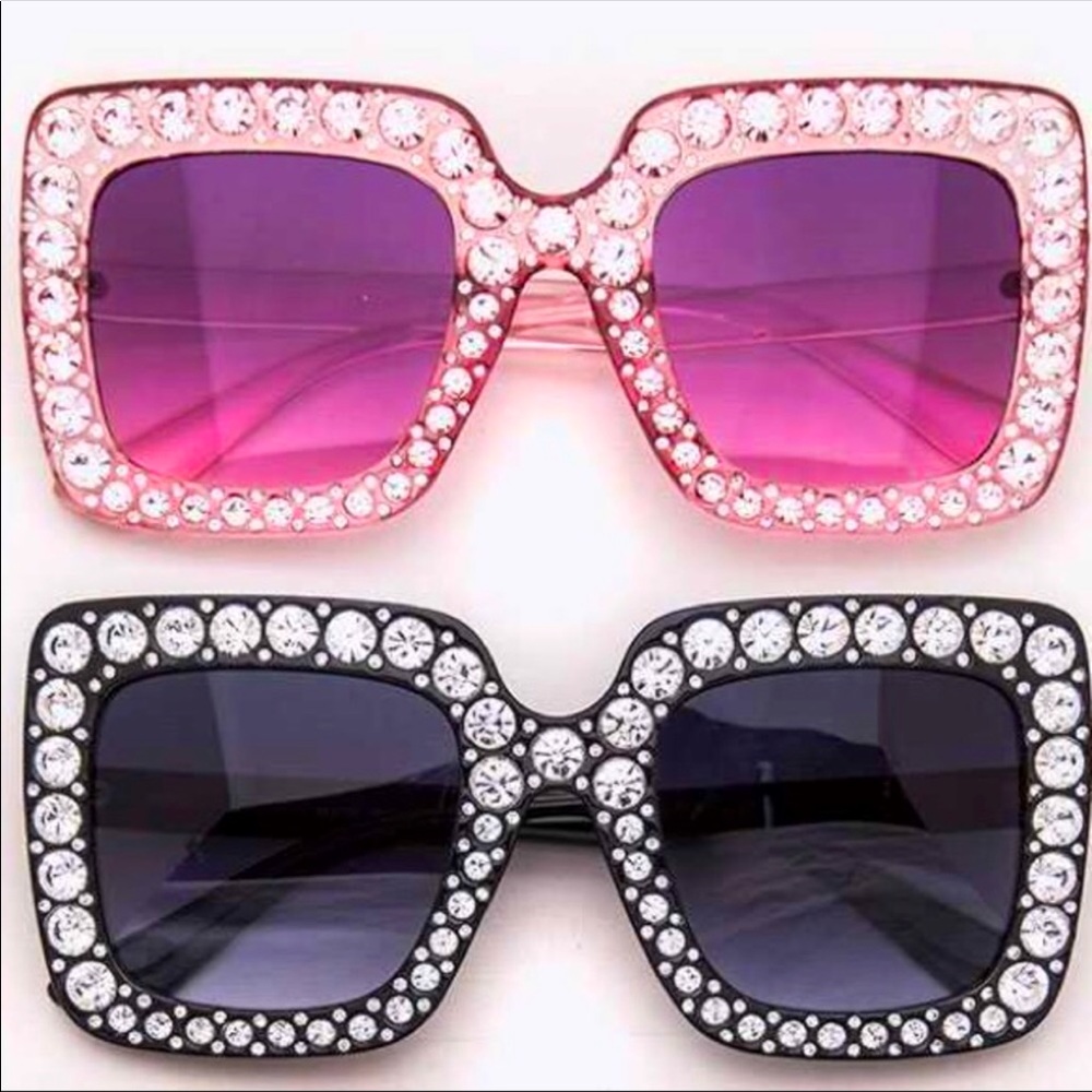 Bling sunglasses 🕶